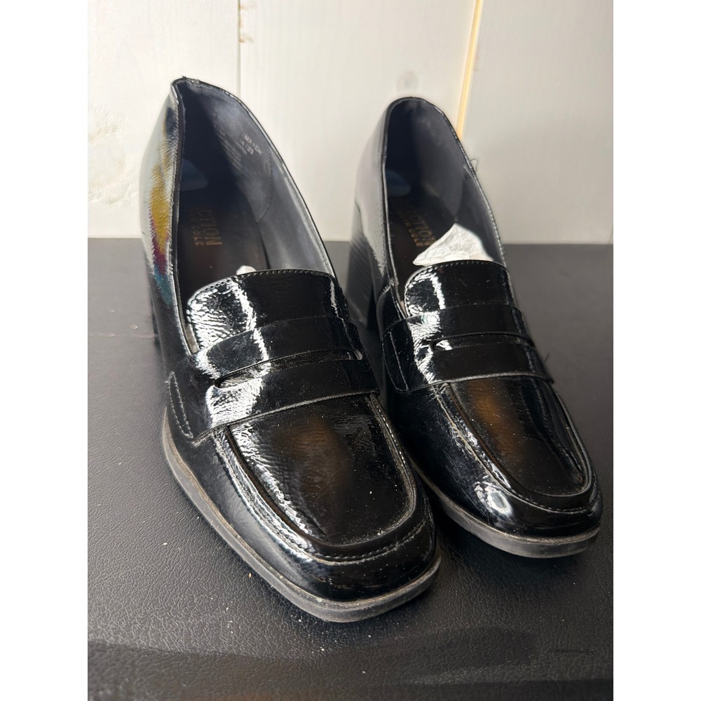 Kenneth Cole Reaction Black Patent Heeled Penny Loafers Womens 9.5